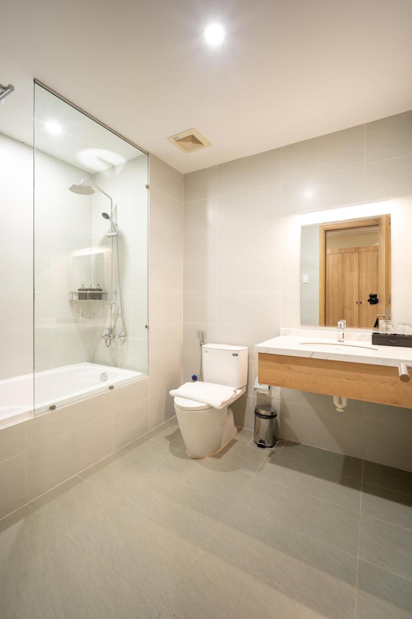 The Hub Hotel - Airport Ho Chi Minh-stad Kamer foto
