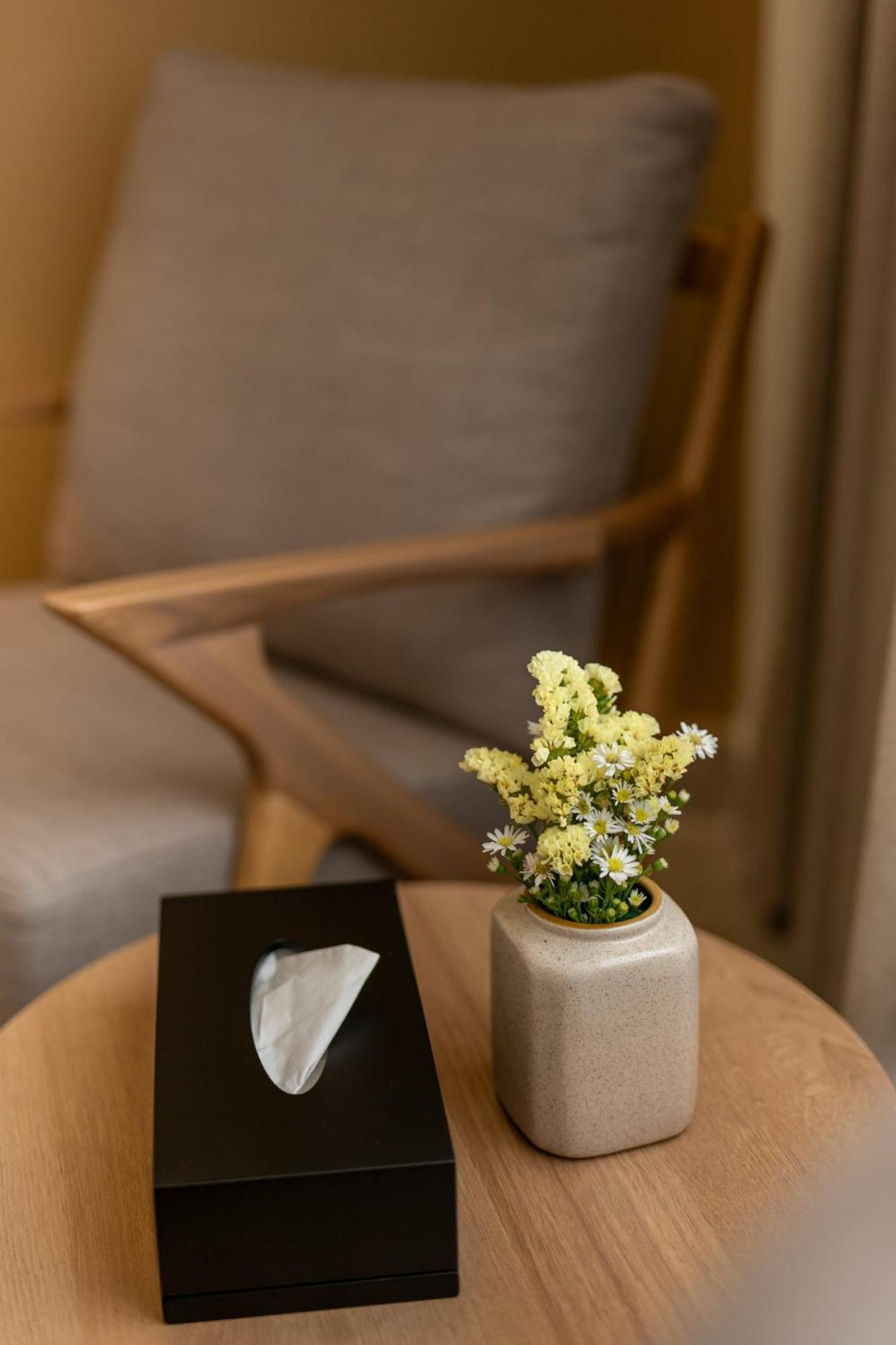 The Hub Hotel - Airport Ho Chi Minh-stad Buitenkant foto