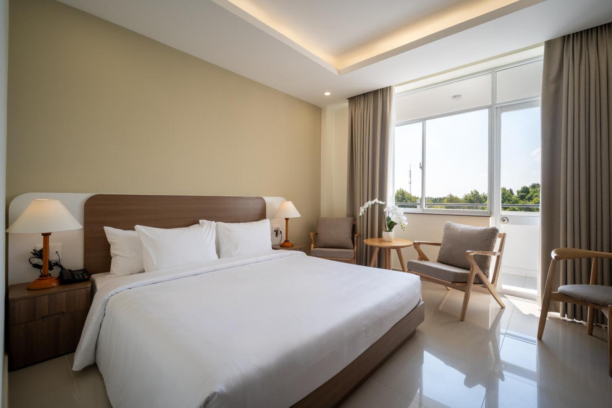 The Hub Hotel - Airport Ho Chi Minh-stad Kamer foto